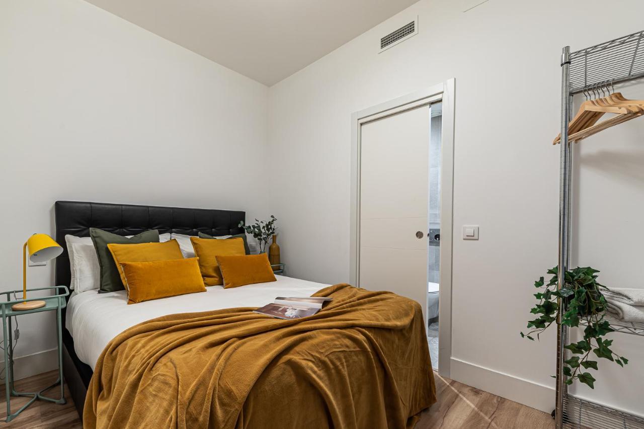Апартаменты Waou Puerta Del Sol IV - Alquiler Corta Duracion Мадрид Экстерьер фото